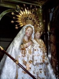 Virgen Antigua y Piedad ReginaMater2015